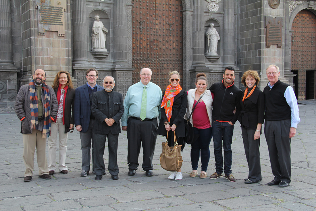 Puebla cathedral group pic